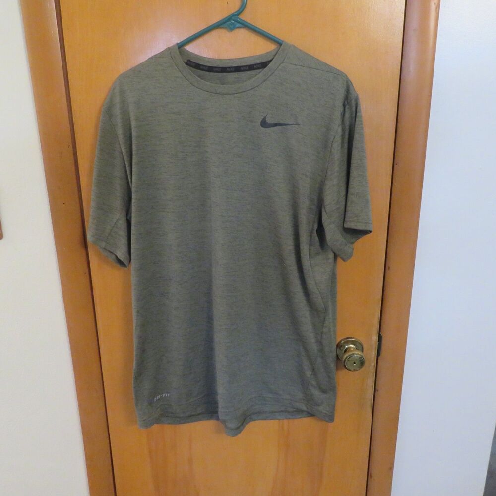 Nike Dri-Fit Athletic T-Shirt Green Size Large